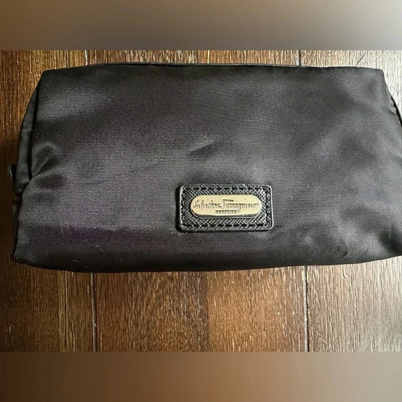 Salvatore Ferragamo Parfums cosmetics pouch - Picture 10 of 14